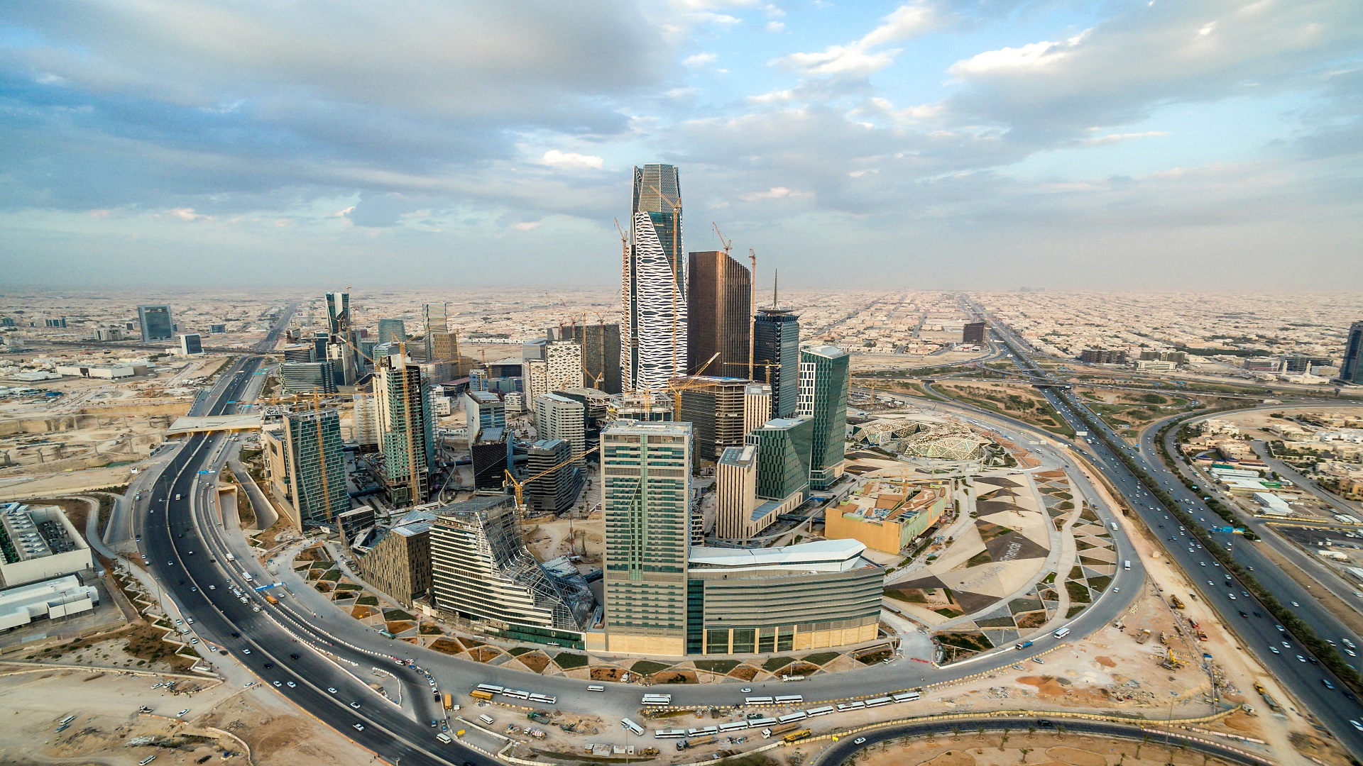 Riyadh City Skyline, Construction And King Abdullah Financial District