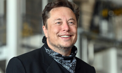 106926992-1628885077267-elon