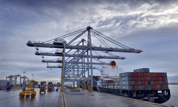 LondonGatewayFirstShip1