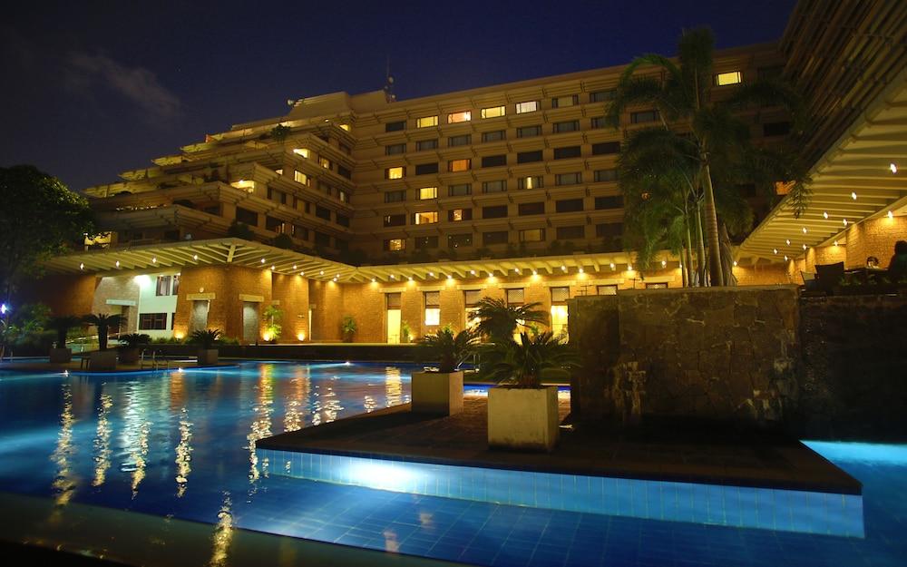 Cinnamon Hotels & Resorts is set to offer Middle Eastern and global travellers Sri Lanka's best as they debut at Arabian Travel Market 2023.