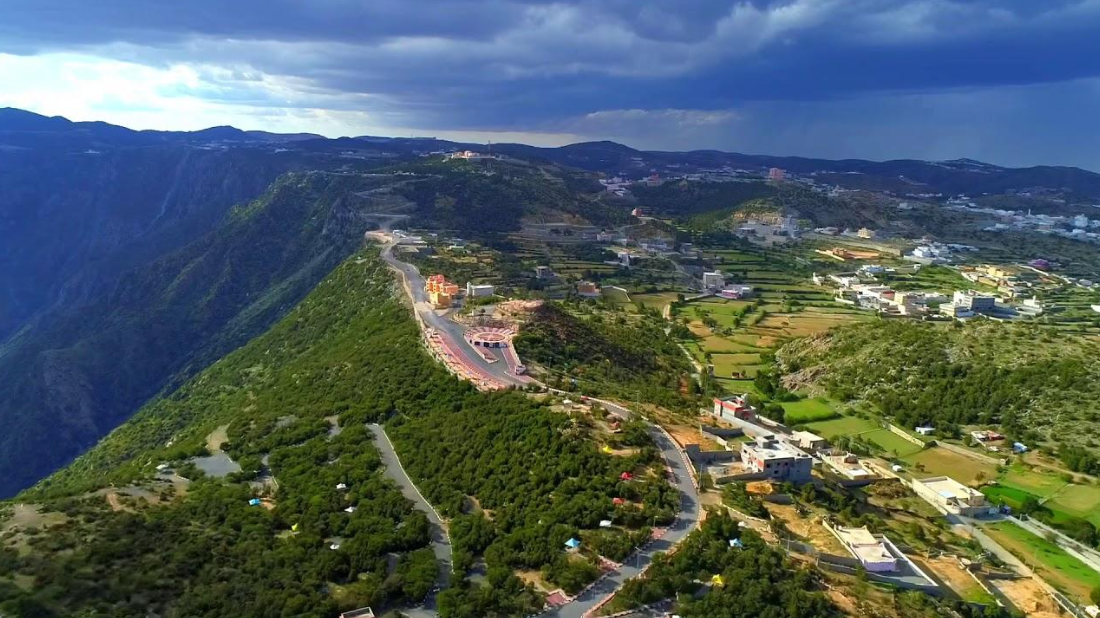The mountainous regions are among the distinctive winter travel destinations that Saudi Arabia's cold tourism sector will provide by 2025.